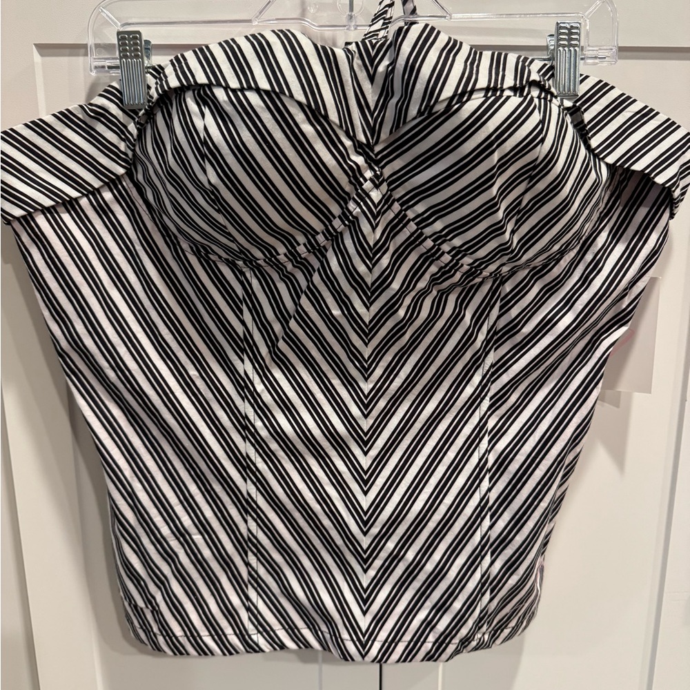 Oblong Box Shop black & white bustier top 3X